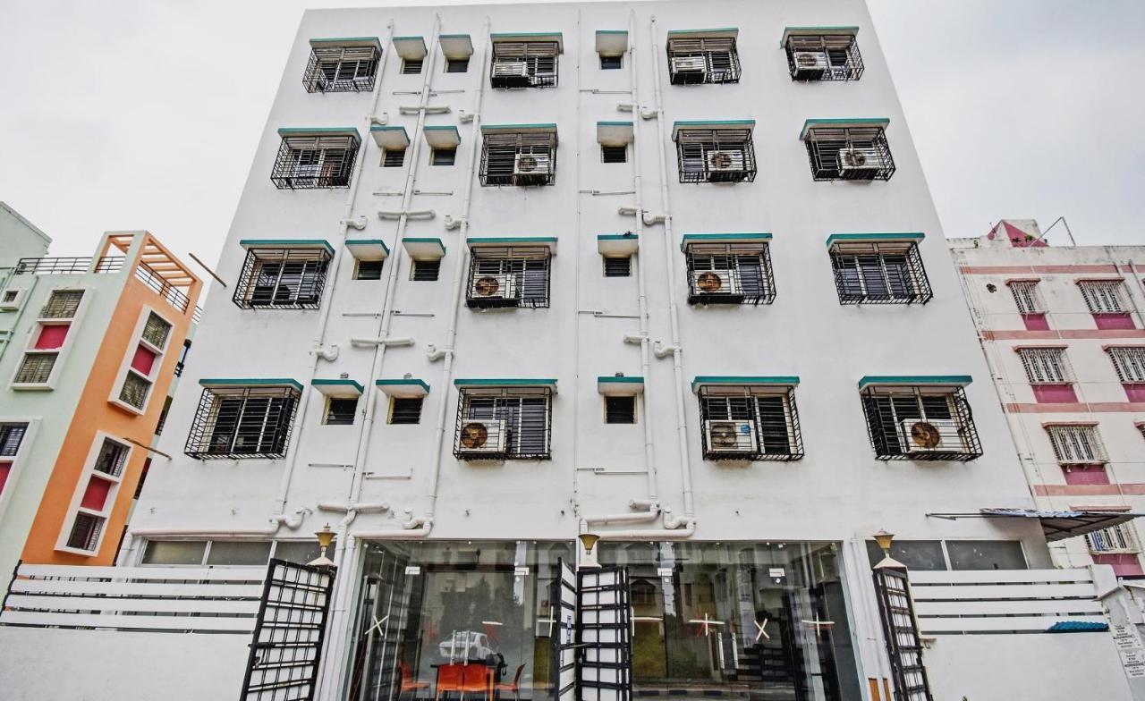 Flagship Hotel Eden 콜카타 외부 사진